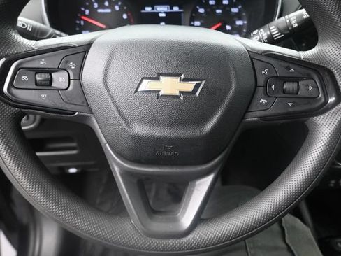 Used 2021 Chevrolet TrailBlazer LT w/ Convenience Package FWD image 11