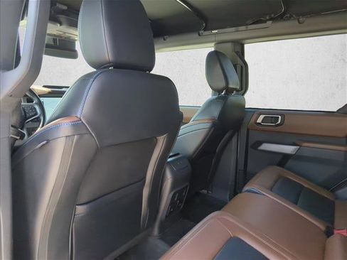 Used 2021 Ford Bronco Outer Banks AWD/4WD image 16