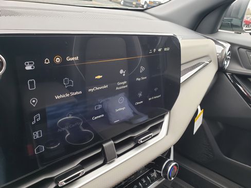 New 2026 Chevrolet Equinox LT image 23