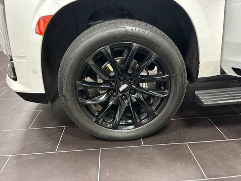 Certified 2023 Cadillac Escalade Sport w/ LPO, ONYX Package AWD/4WD image 28