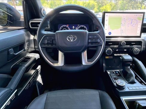 Used 2025 Toyota 4Runner TRD Off-Road Premium image 6