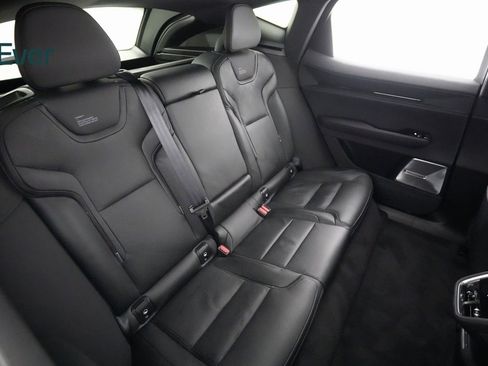 Used 2025 Polestar Polestar 3 image 9