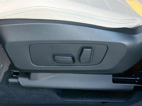 Used 2024 BMW X2 M35i image 23