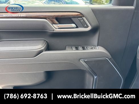 New 2026 GMC Sierra 1500 Elevation image 23