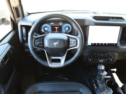 Used 2026 Ford Bronco Big Bend AWD/4WD image 12