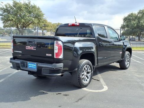 Used 2015 GMC Canyon SLE w/ All-Terrain Package image 8