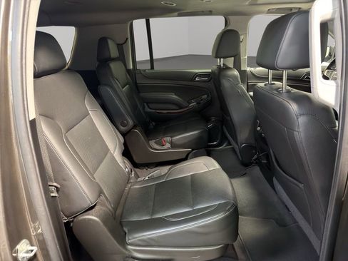 Used 2020 GMC Yukon XL SLT AWD/4WD image 21
