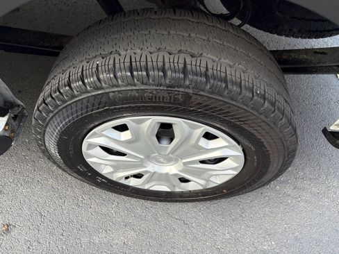 Used 2024 Ford Transit 250 Low Roof w/ Exterior Upgrade Package image 12