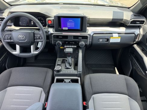 New 2026 Toyota 4Runner TRD Off-Road AWD/4WD image 4