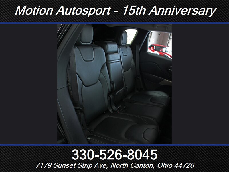 Used 2017 Jeep Cherokee High Altitude AWD/4WD image 32