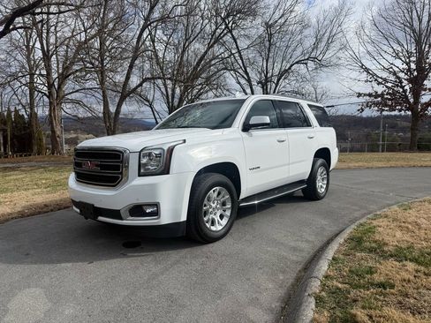 Used 2016 GMC Yukon SLT image 5