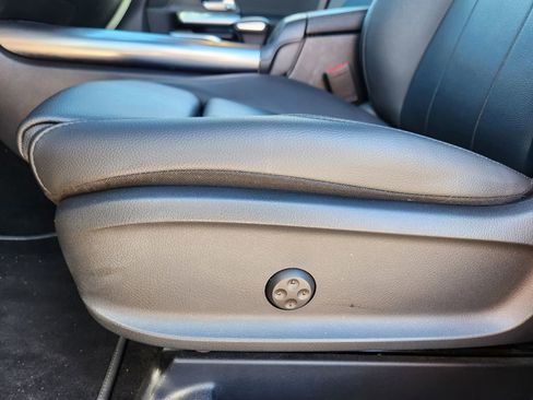 Used 2023 Mercedes-Benz GLA 250 4MATIC image 20