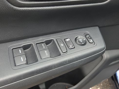 Used 2023 Honda CR-V Sport image 18