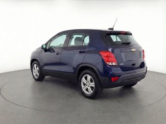 Used 2021 Chevrolet Trax LS video 3