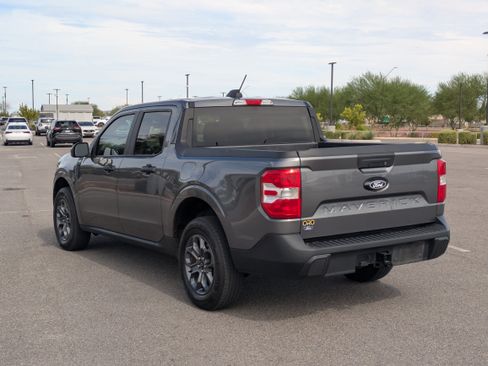 Used 2025 Ford Maverick XLT FWD image 3