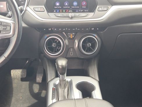 Used 2022 Chevrolet Blazer LT FWD image 17