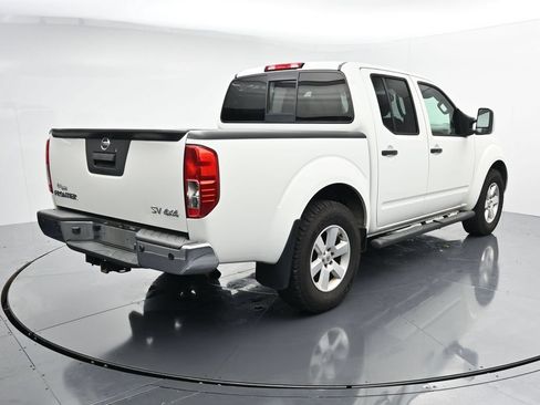 Used 2016 Nissan Frontier SV w/ SV Value Truck Package AWD/4WD image 7