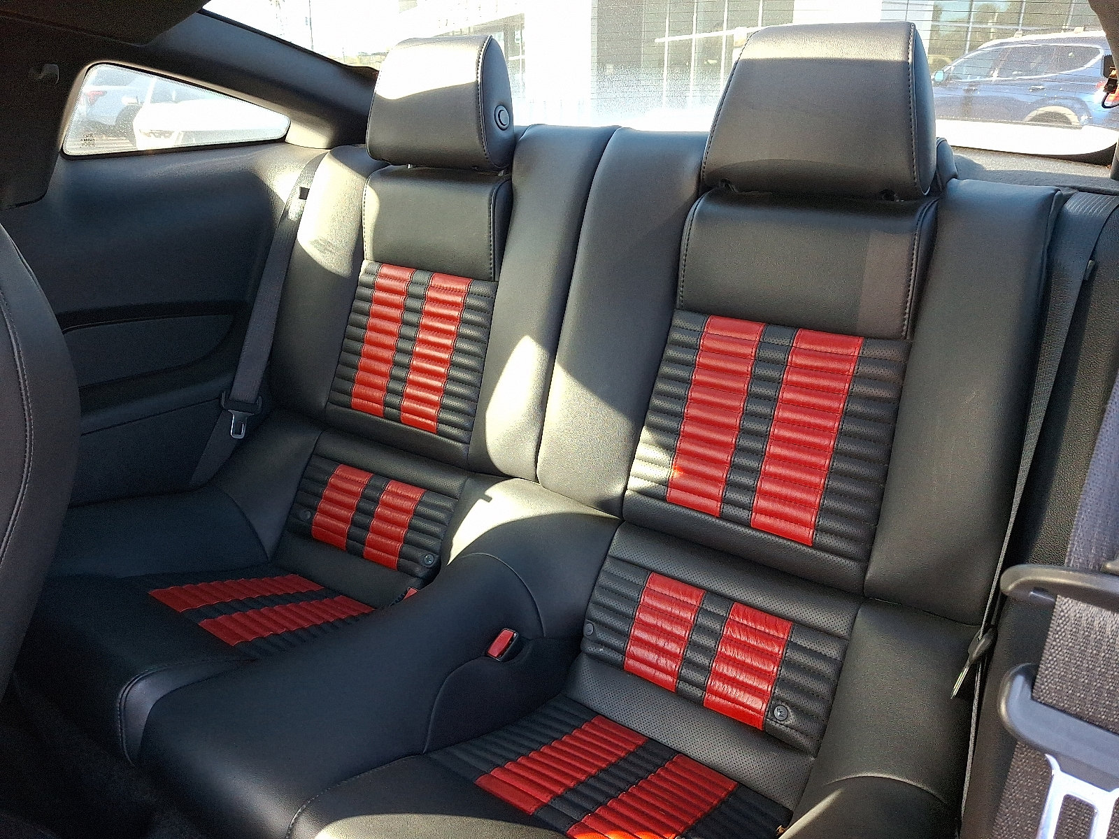 Used 2012 Ford Mustang Shelby GT500 w/ SVT Performance Pkg RWD image 10