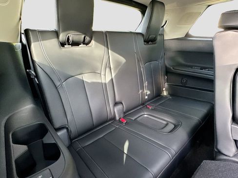 Used 2026 INFINITI QX60 Luxe w/ Cargo Package FWD image 30
