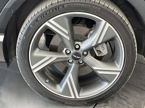Used 2025 Genesis GV80 3.5T Prestige AWD/4WD image 12