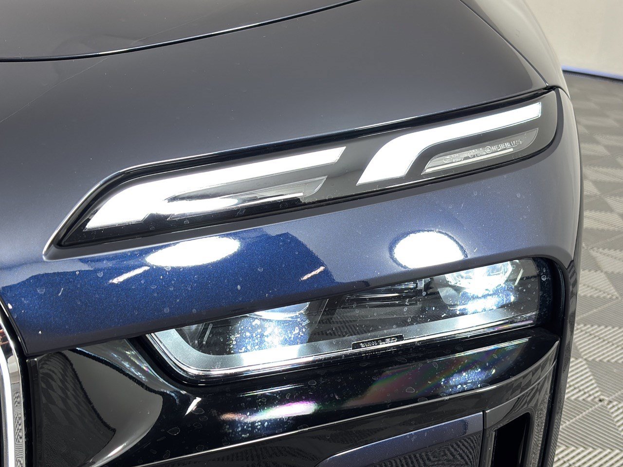Used 2026 BMW 740i RWD image 12