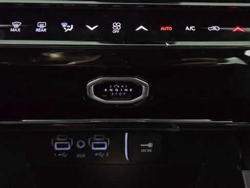 New 2026 Jeep Grand Cherokee Limited AWD/4WD image 19
