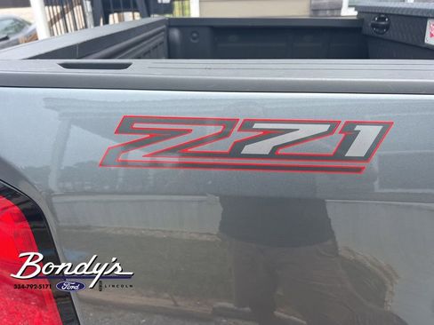 Used 2022 Chevrolet Colorado Z71 RWD image 4