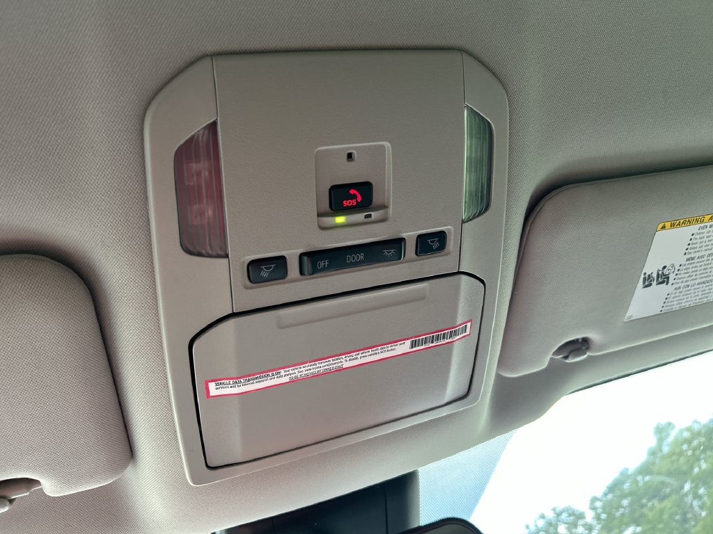 Used 2024 Toyota Highlander LE FWD image 26