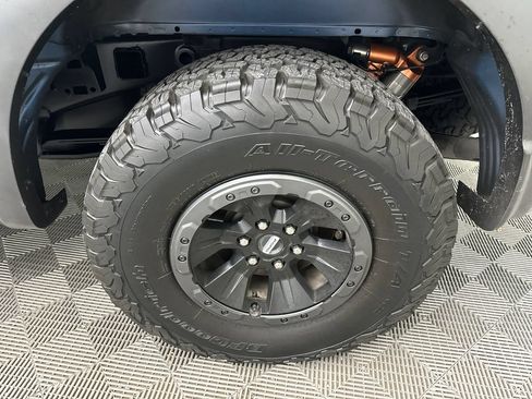 Used 2019 Ford F150 Raptor w/ Equipment Group 802A Luxury AWD/4WD image 21