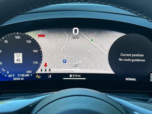 Certified 2025 Porsche Macan 4S Electric image 33