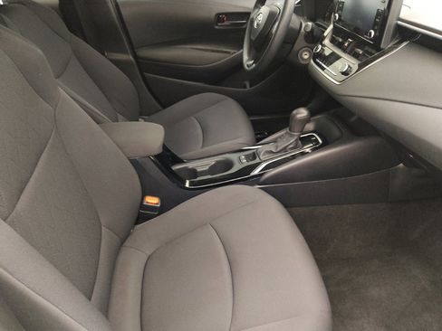 Used 2022 Toyota Corolla LE FWD image 21