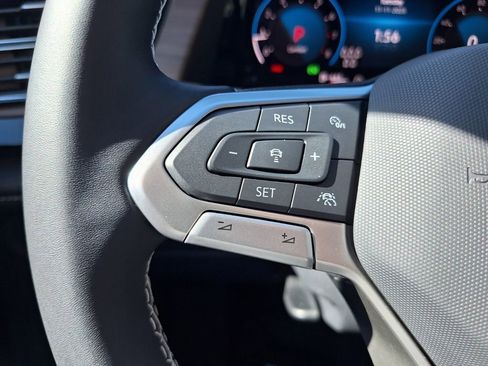 New 2026 Volkswagen Atlas SE image 18