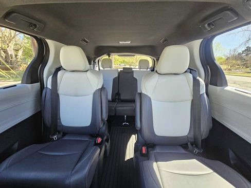 Used 2023 Toyota Sienna XSE w/ XSE Plus Package image 24