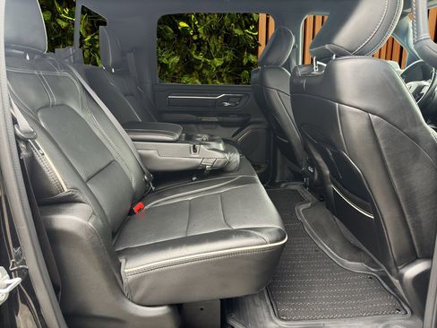 Used 2022 RAM 1500 Limited w/ Body-Colour Bumper Group image 73