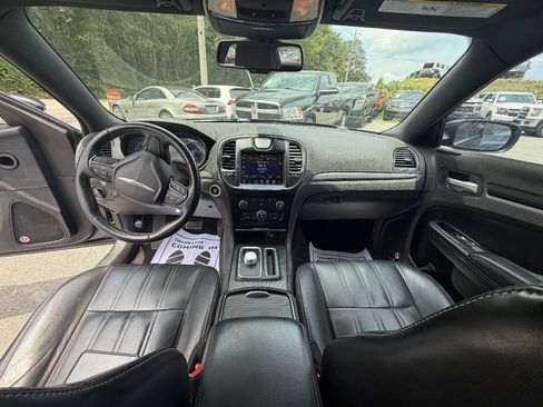 Used 2016 Chrysler 300 S AWD/4WD image 15