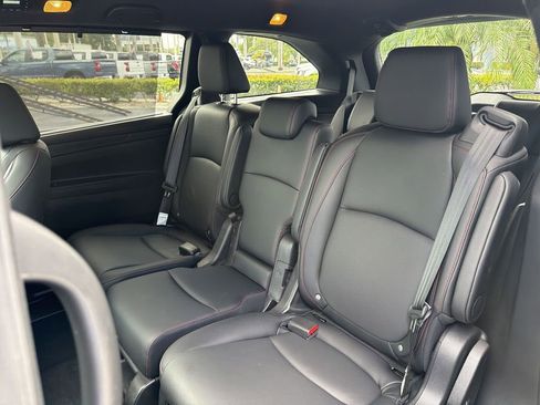 Used 2025 Honda Odyssey Sport-L image 20