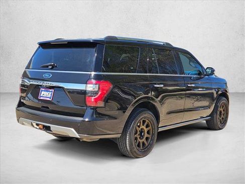 Used 2021 Ford Expedition Limited image 5