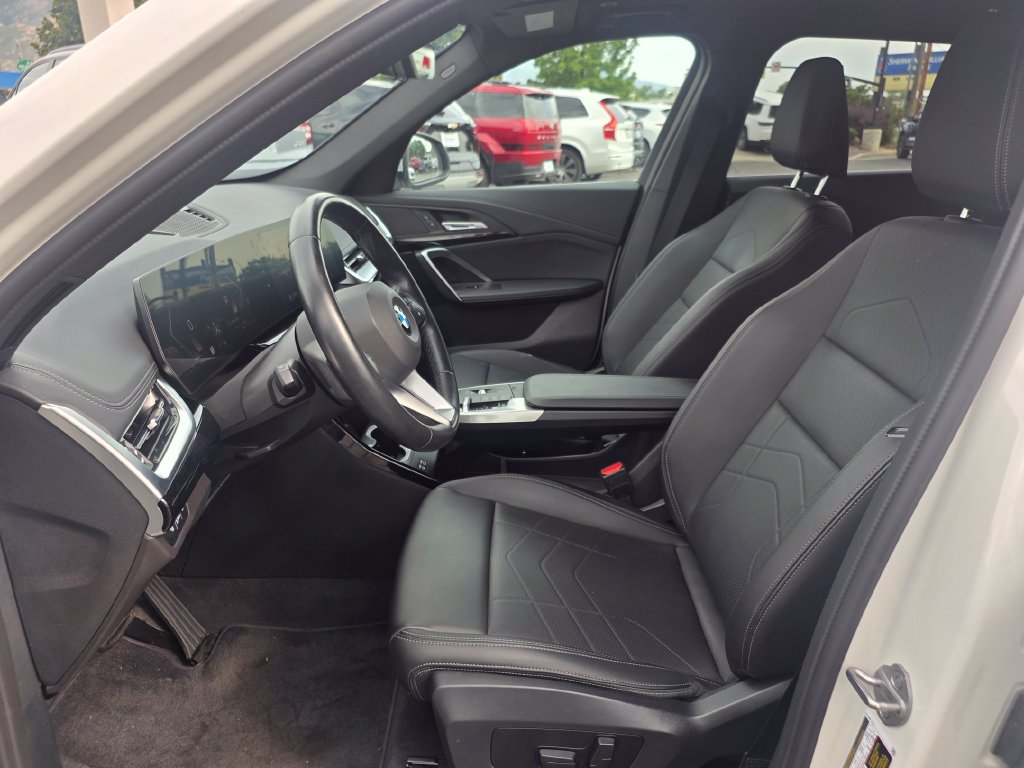 Used 2023 BMW X1 xDrive28i w/ Convenience Package AWD/4WD image 15