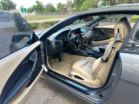 Used 2004 BMW 645Ci Convertible RWD image 5
