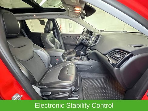 Certified 2021 Jeep Cherokee Latitude Plus image 7