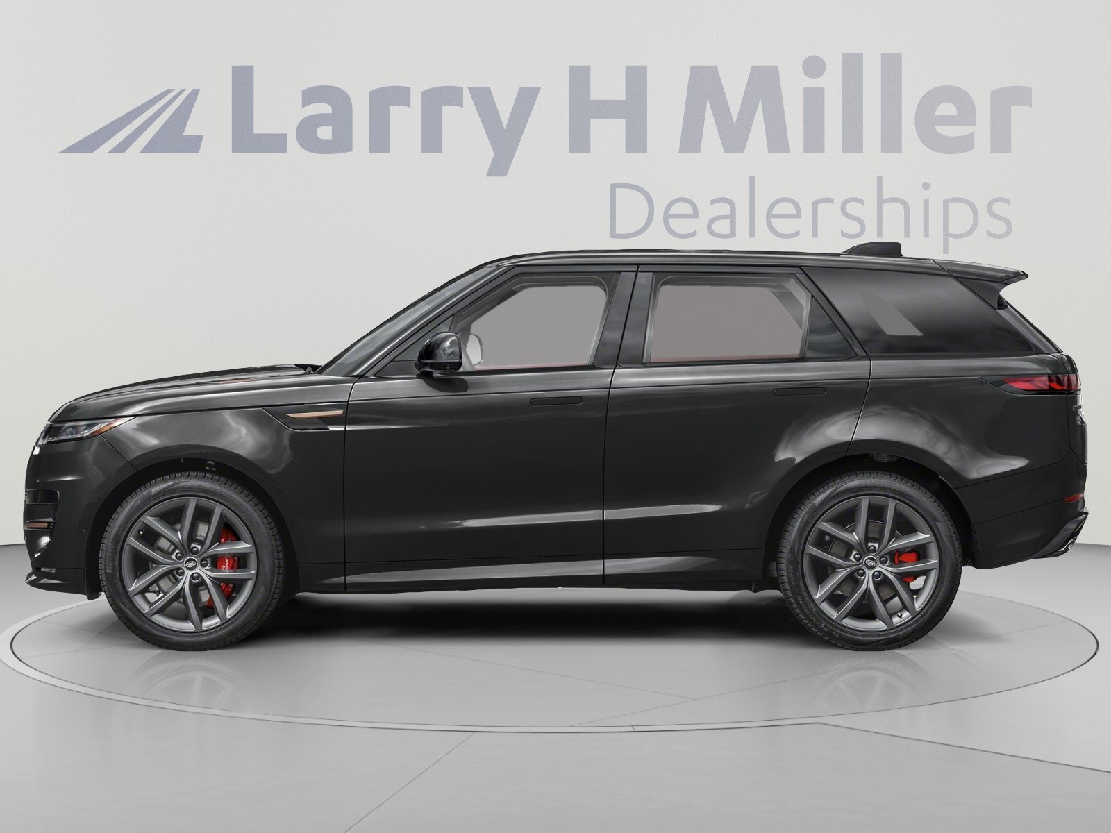 Used 2025 Land Rover Range Rover Sport Dynamic SE AWD/4WD image 3