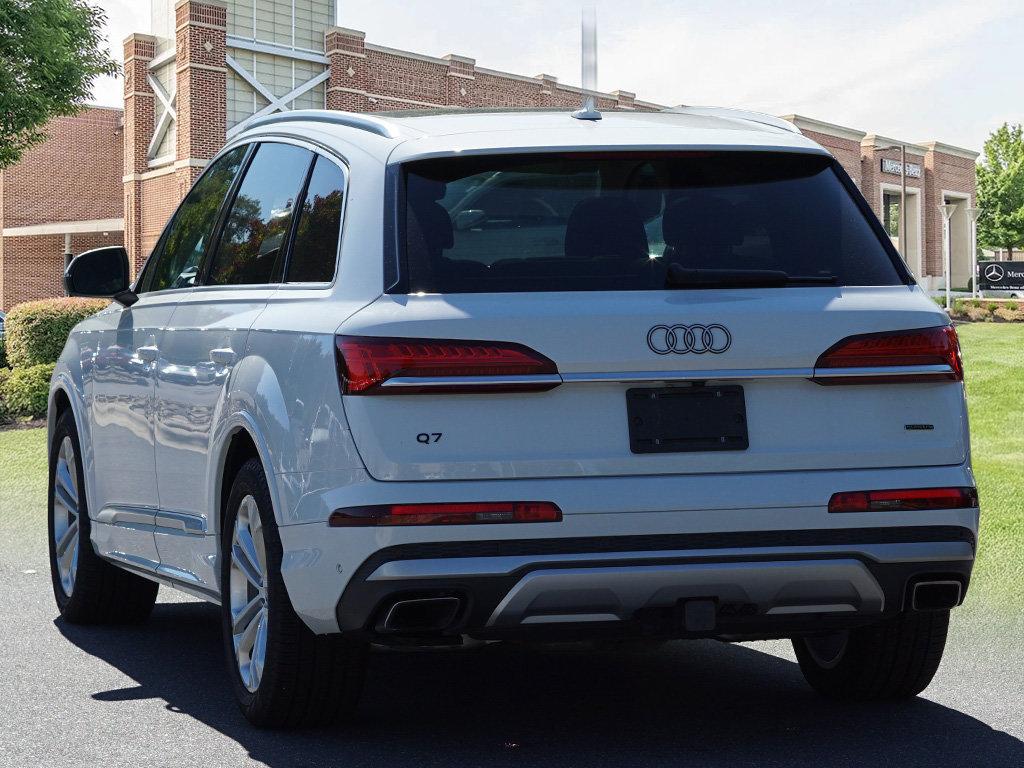 Used 2026 Audi Q7 3.0T Premium Plus AWD/4WD image 7
