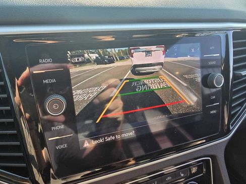 Used 2022 Volkswagen Atlas SE image 15