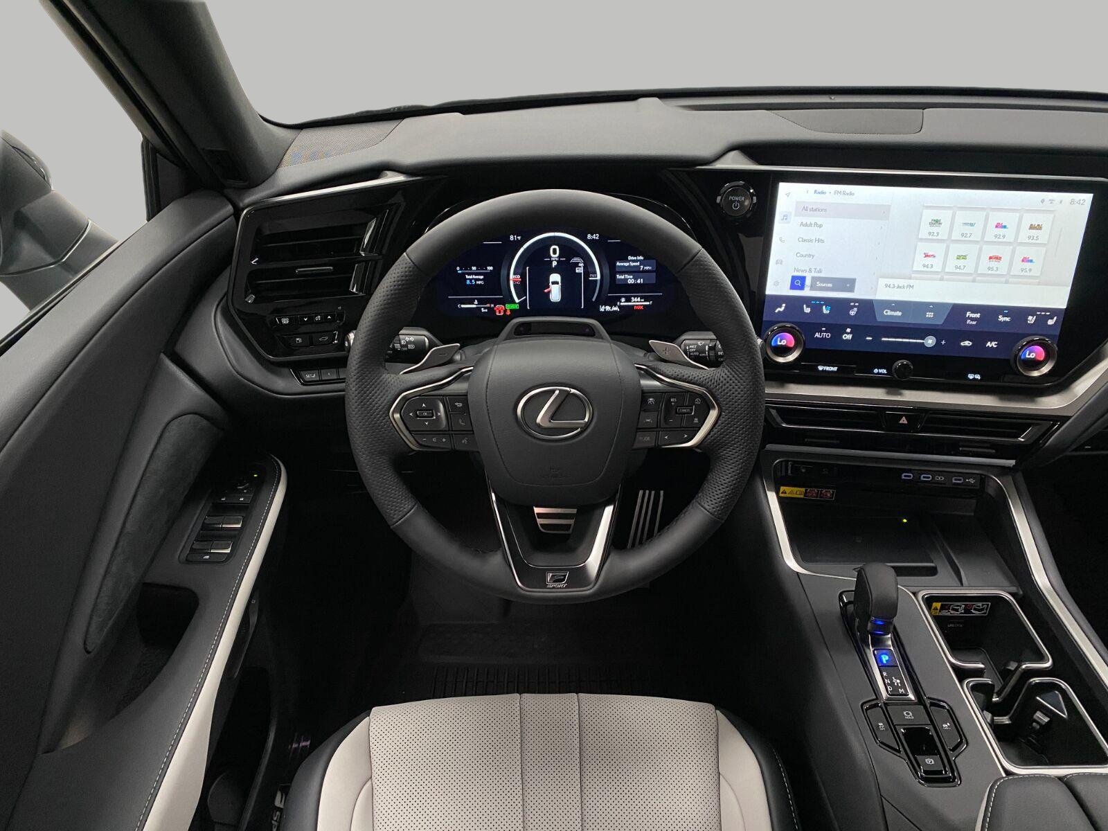New 2026 Lexus TX 500h AWD w/ Technology Package image 14
