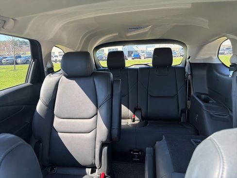 Used 2023 MAZDA CX-9 Touring image 11