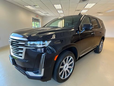 Certified 2023 Cadillac Escalade Premium Luxury Platinum AWD/4WD image 4