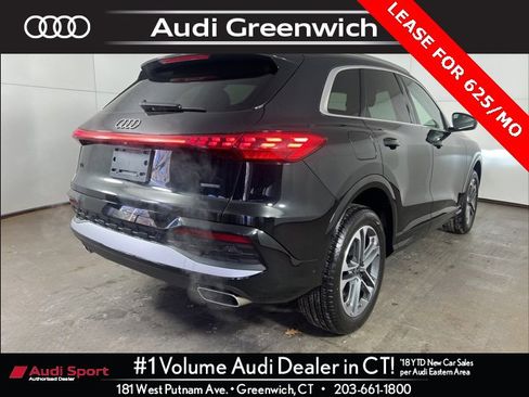 Certified 2025 Audi Q5 Premium w/ Convenience Package image 7