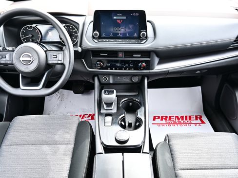 Certified 2023 Nissan Rogue SV AWD/4WD image 16