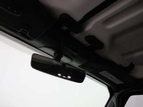 Used 2022 Jeep Wrangler Unlimited Sahara image 21