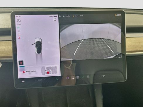 Used 2022 Tesla Model Y Long Range AWD/4WD image 22